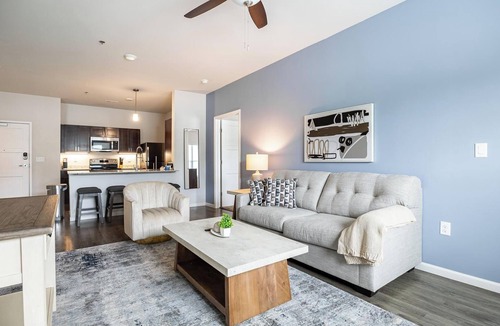 Greenwich Apartment | Landing | Chic 2BD, Pool, Courtyard