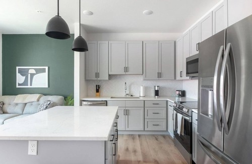 Edmond Apartment | Landing | Chic 2BD, Clubhouse, Pool