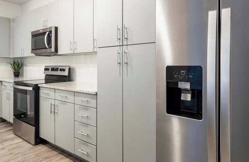 Northgate Apartment | Landing | Incredible 2BD, Gym, Pool