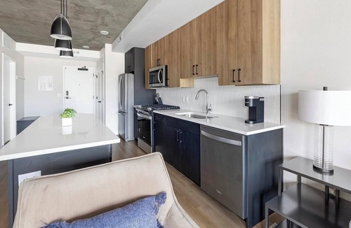 Englewood Apartment | Landing | Incredible 1BD, Gym, Rooftop Lounge