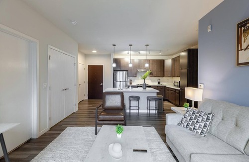 Milwaukee Apartment | Landing | Incredible 2BD, Gym, Courtyard