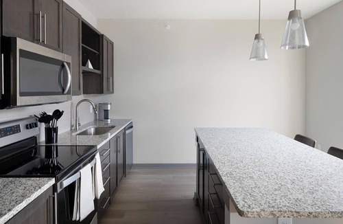 Talbot's Corner Apartment | Landing | Modern 1BD, Pool, Gym