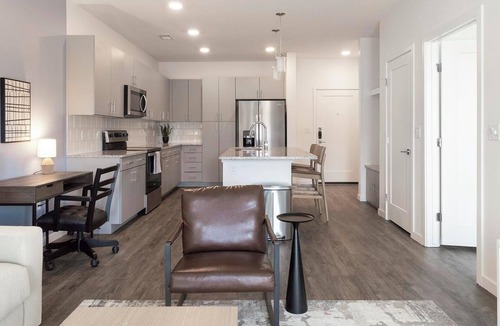 Northgate Apartment | Landing | Spectacular 1BD, Gym, Pool