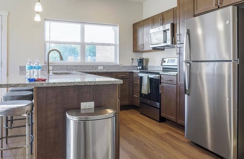 Cartersburg Apartment | Landing | Spectacular 2BD, Clubhouse, Pool