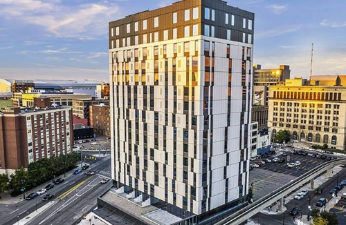 Greektown Historic District Apartment | Landing | Spectacular Studio, Gym, Clubhouse