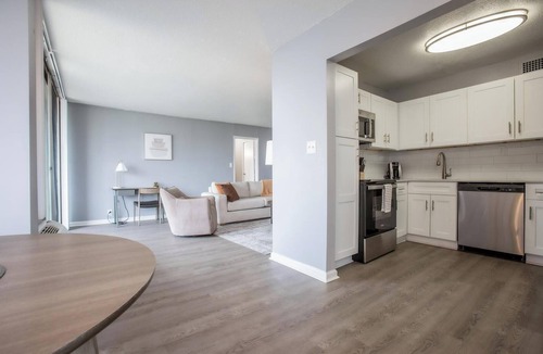 Fort Wayne Apartment | Landing | Stunning 2BD, Game Room, Gym
