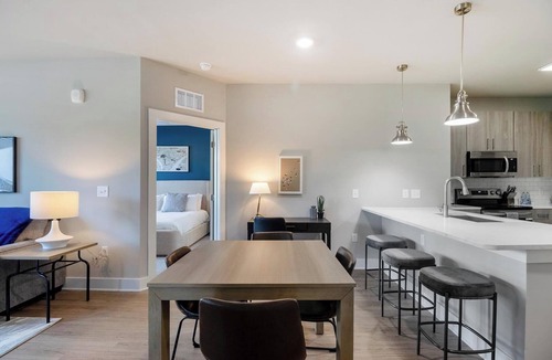 Santa Rosa Beach Apartment | Landing | Stylish 2BD, Gym, Clubhouse