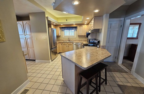 Dayton House | Large 3 Bedroom, 2 Bath Home, Premium Kitchen, Large Family & Living Rooms