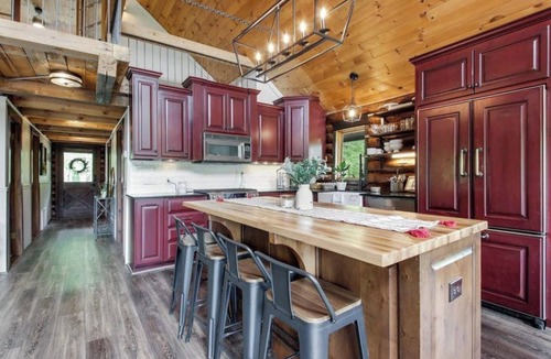 Hayward Ski Chalet | Large Chateau w stream, 12 acres, close to ATV, Snowmobile, trails- Hayward WI