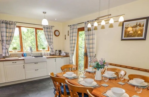 Coniston Cottage | Large, Comfortable Cottage, Centrally located in this beautiful National Park.