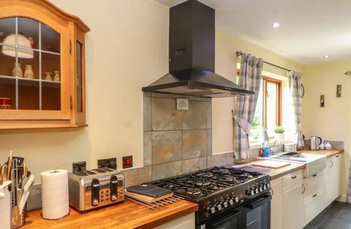 Coniston Cottage | Large, Comfortable Cottage, Centrally located in this beautiful National Park.