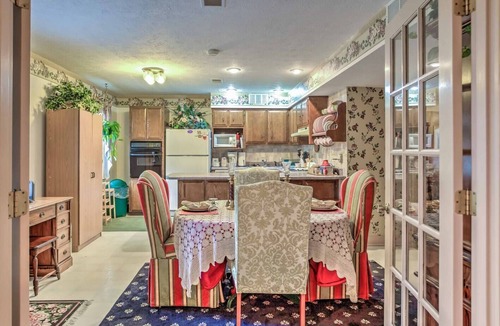 Danville House | Large & Private Guest House Apt w/Patio + Views!