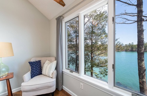 Sebascodegan Island Cottage | Laurel Shore Cottage with Seasonal Private Tidal Dock, Pet friendly.