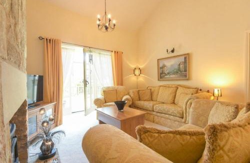 North Sunderland House | Lavender Cottage Village Farm