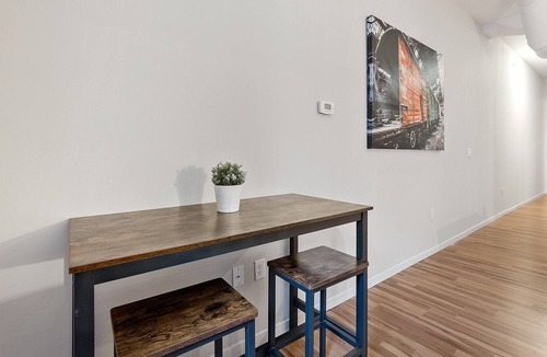 Downtown Cincinnati Condo | Lavish Best Central Location with Unmatched Amenities - 842