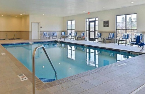 Rochester House | Lavish King Experience! Indoor Pool W/ Hot Tub