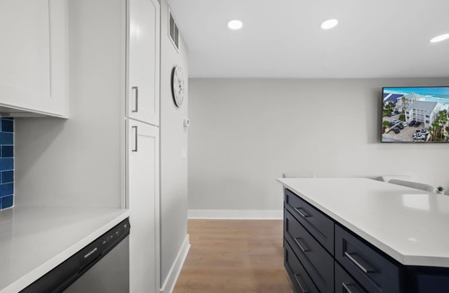 Seagrove Beach Condo | Leeward Ii-3-front Row 1 Bedroom Condo by RedAwning
