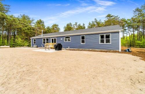 Thompsonville House | Leisure Lodge