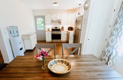 Leland House | Leland`s Grand River Home
