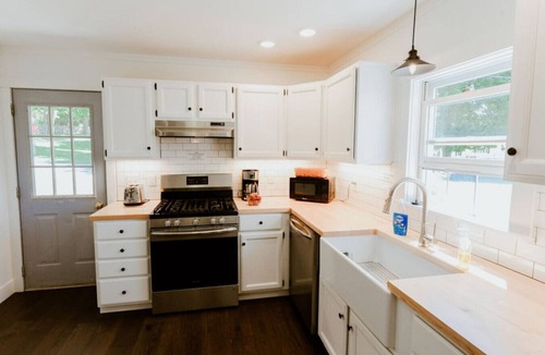 Leland House | Leland`s Grand River Home