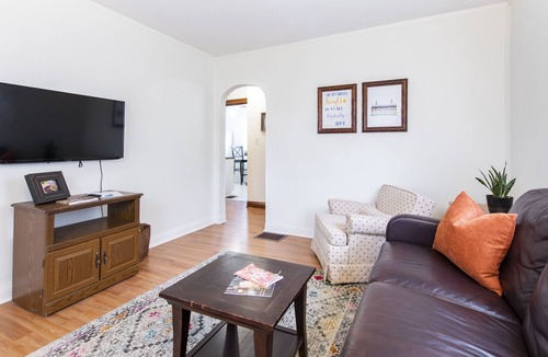 Jacobs House | Less than 1.5 miles to Churchill Downs!
