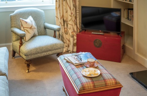Gorebridge House | Library Cottage near Gorebridge