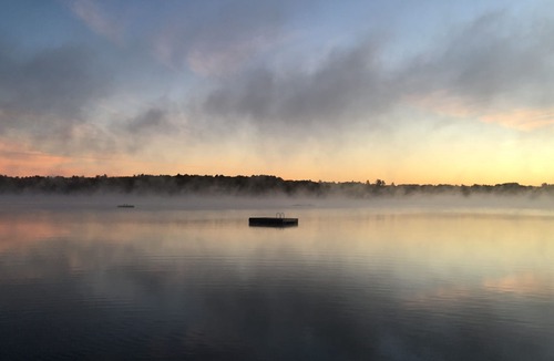 Damariscotta Cottage | Life is Better at the Lake! Lake Pemaquid Lakefront Cottage