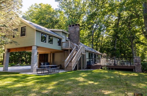 Pentwater House | Life is Better at the Lake