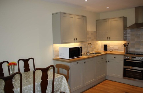 North Berwick House | Light and bright ground floor level cottage, sleeps 4