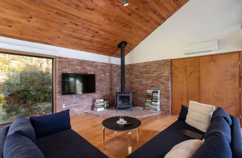 Monterey House | Light-Filled GB Oasis, Trails, Lake, Fireplace