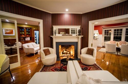 Southwest Harbor Bed & Breakfast | Lindenwood Inn