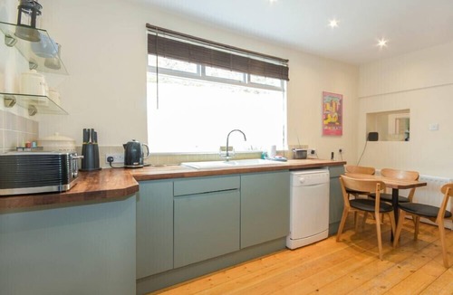 Alnmouth Cottage | LINDORES, pet friendly, country holiday cottage in Alnmouth