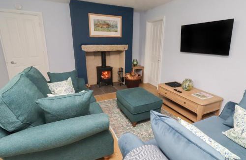 Bellingham House | Linn Cottage