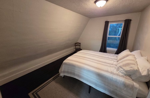 Ransom County House | Lisbon, ND - Cozy Farmhouse 3 bed, 1 bath; 6 miles-Lisbon, 9 miles-Fort Ransom