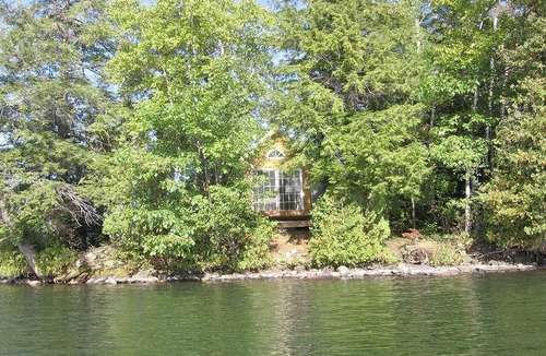Gardiner House | Little Diamond Island - on Private Island