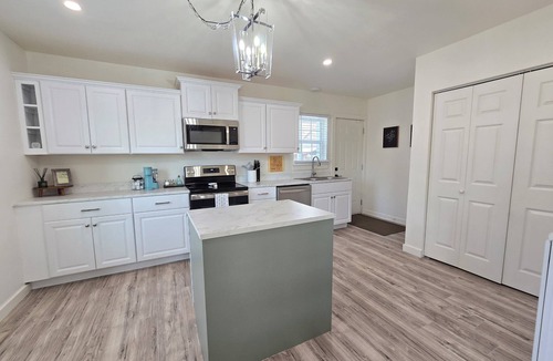 Heart of Lubbock House | Little Green Cottage in the Heart of Lubbock
