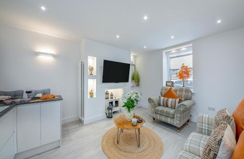 Tweedmouth House | Little Turret