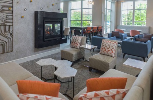 Freeport Hotel | LL Bean 2 Queen Room with Pool & Gym