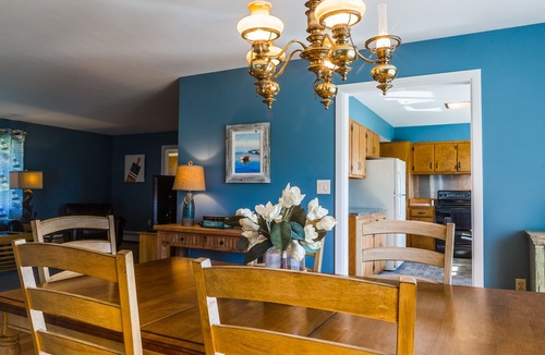 Glen Cove House | Located Directly On Rockland Harbor