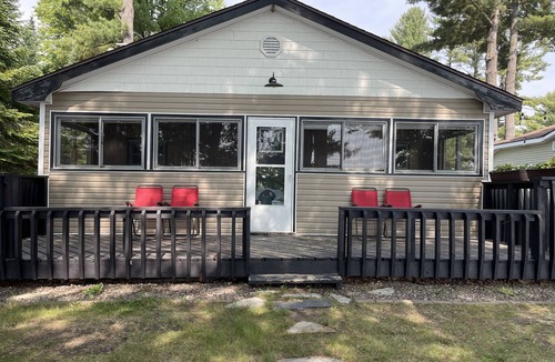 Minocqua Cottage | Location, Location, Location - Lake Kawaga Cozy Cottage