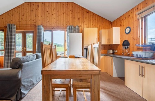 Balnain House | Loch Meilke 2 Bed by Interhome