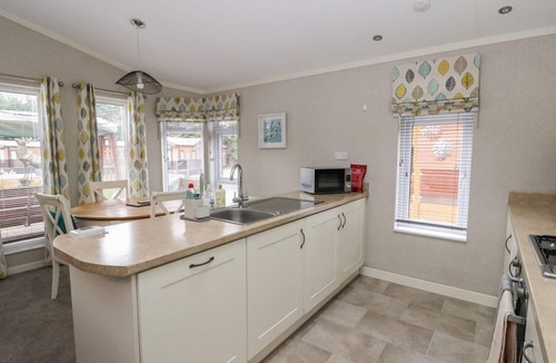Auchterarder Cabin | Lodge 2, Auchterarder