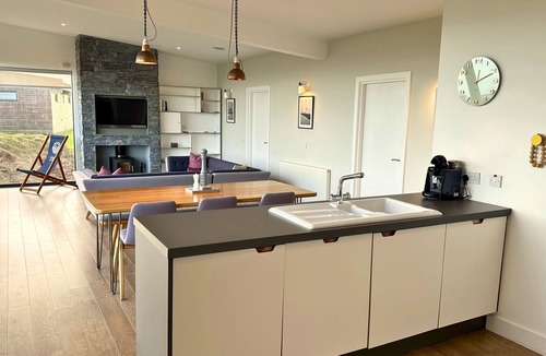 John O'Groats Cottage | Lodge 3 - 3 Bed - a john o'groat that sleeps 6 guests in 3 bedrooms