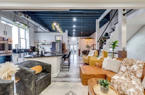 Downtown Wichita Apartment | Loft N' Loaded: Downtown Wichita Luxury Loft
