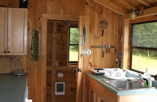Hancock Point Cabin | log cabin by the sea