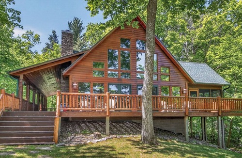 Hayward Cabin | Log Cabin on Big Round