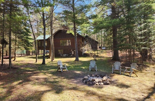 Hayward Cabin | Log cabin on private 3 acre lot! Spacious Yard!