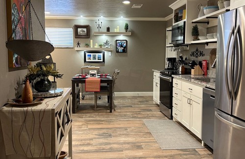 Amarillo House | Lonestar Loft - Centrally located near the heart of Amarillo