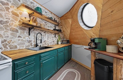 Bigfork House | Long Lake Dome Home- Get Up North Retreats