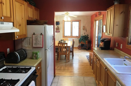 Pentwater House | Longbridge Lodge, 4 bedroom, 2 bath in Pentwater
